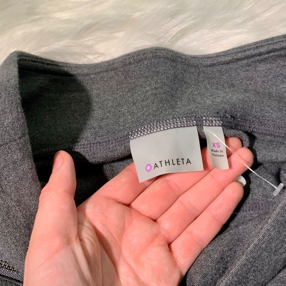 Grey Short Skirt - Picture 2 of 2